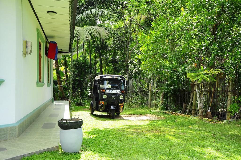 Lumbini Villa Bentota Phòng bức ảnh
